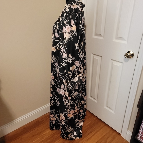 Christian Dior Vintage Black Floral Satin Robe Size L/XL - Picture 4 of 8